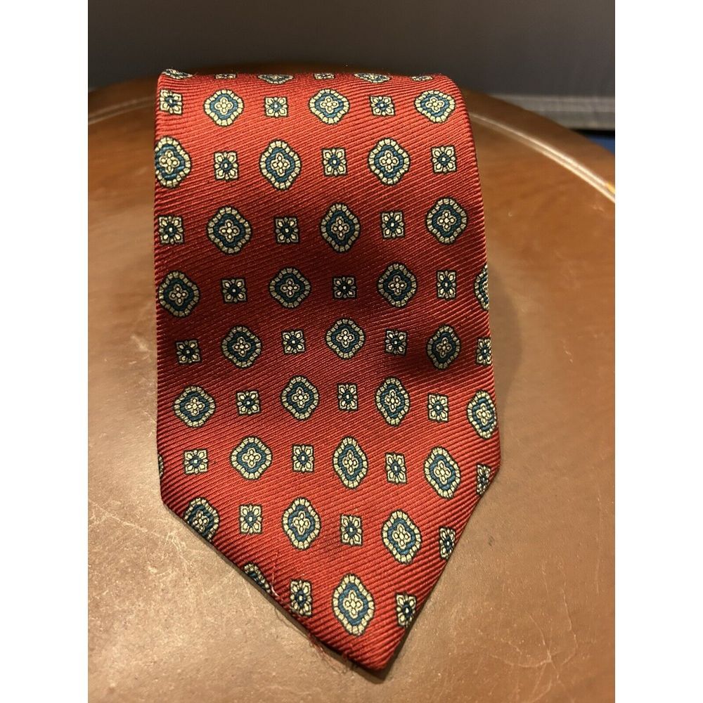 Don Loper Beverly Hills Mens Tie Necktie Red Floral 100% Silk